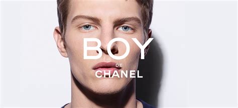 maquillage pour homme chanel|maquillage ete 2020 Chanel.